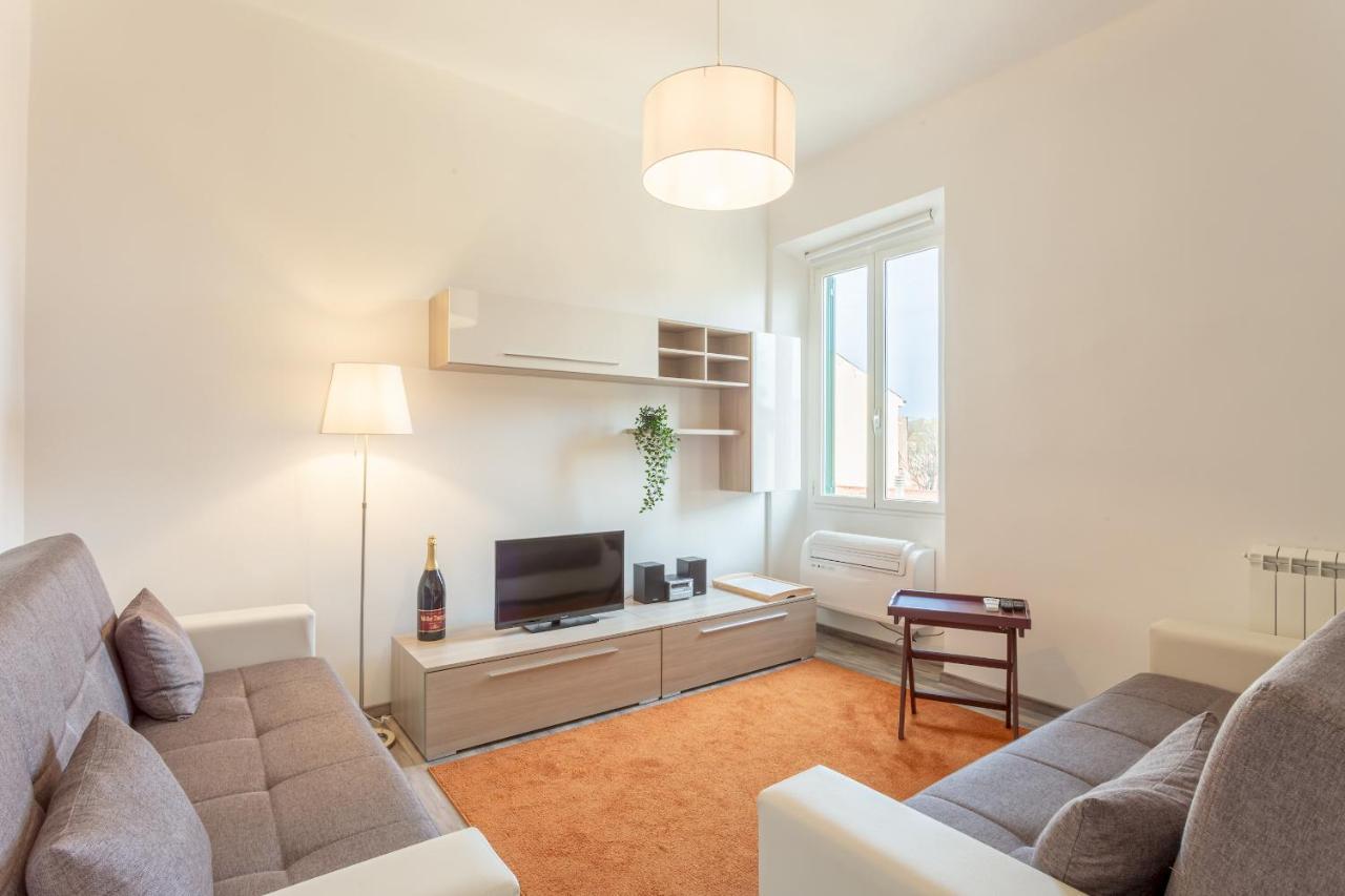 Verdi 185 By Pleiades Home Livorno Kültér fotó